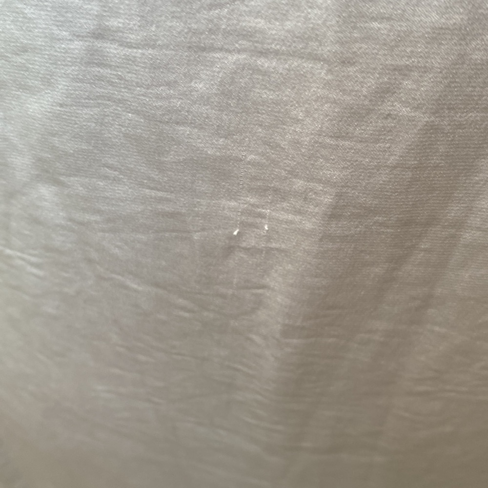 Moochi from New Zealand stunning silver dress with gorgeous lining. - Picture 9 of 13